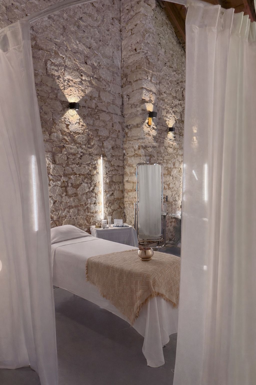 Espacio wellness para masaje privado en Villa en Ibiza